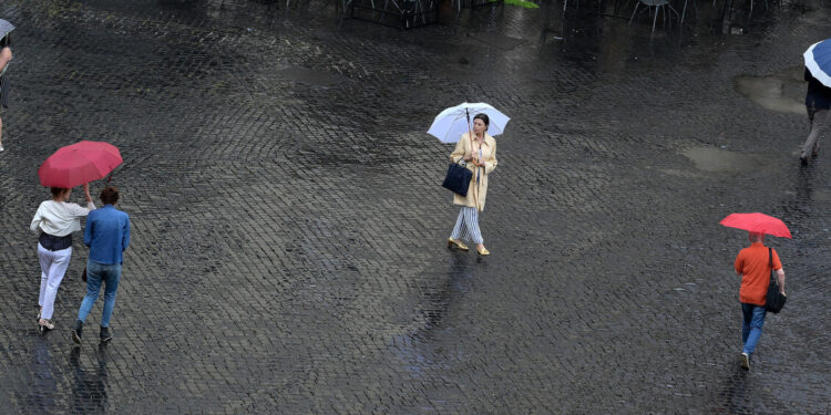 Settimana instabile con rovesci e temporali soprattutto a Centro-Nord