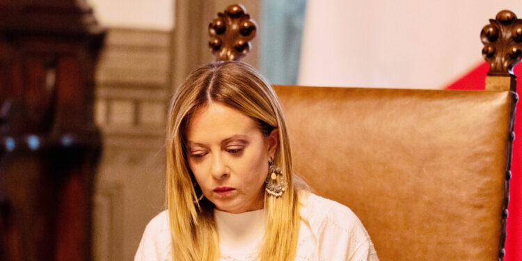 Meloni, le risorse pubbliche devono andare a chi rispetta i lavoratori