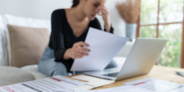 Recupero crediti, bollette e mutui nel mirino: la mappa dei debiti degli italiani