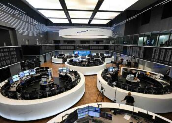 La frenata del petrolio sostiene i mercati europei ma per l’UE il quadro resta complesso