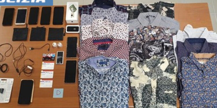 Patenti facili con microcamere e auricolari a Trieste, 106 indagati