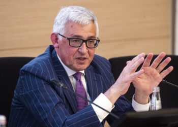 Cipollone, i benefici dell’euro digitale si vedranno nei negozi ben prima del 2029