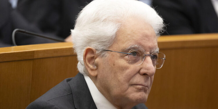 Mattarella, senza valori e obiettivi condivisi non possono esserci pace e benessere