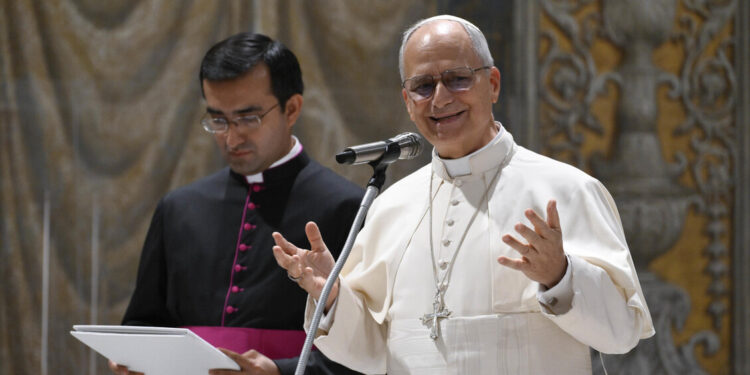 Leone alla Papal Fondation, grazie a voi borse di studio ai sacerdoti