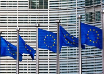 Caro energia e clausola di salvaguardia per l’Italia, l’Ue valuta ma come funziona