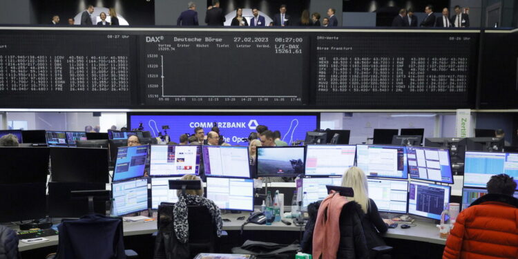 Borsa: Milano quasi azzera il calo (-0,15%) ma Europa debole malgrado i future Usa