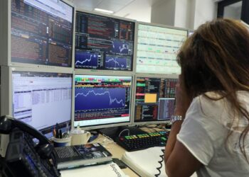Spread Btp-Bund a 73 punti base, raccolti 2,5 miliardi dall’asta dei Btp Short Term