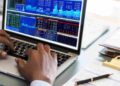 Borse: settimana positiva con speranze tregua USA-Iran e crollo petrolio
