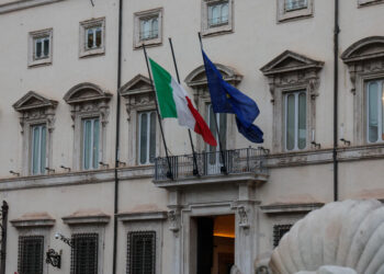 No della Lega, slitta il voucher-energia da 100 euro