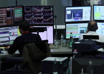 Borsa: l’Europa fiacca con le tensioni Usa-Iran, sale il petrolio