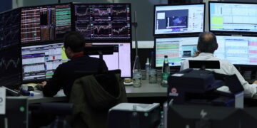 Borsa: l’Europa fiacca con le tensioni Usa-Iran, sale il petrolio