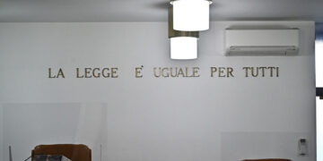 Violenza sessuale su due minori, 53enne condannato a 11 anni di carcere
