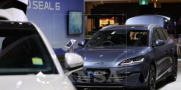 Cresce la fiducia nelle auto cinesi, tre giovani su quattro pronti all’acquisto