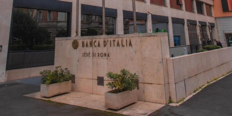 Ricchezza record in Italia, gli over 65 controllano il 32% del patrimonio totale