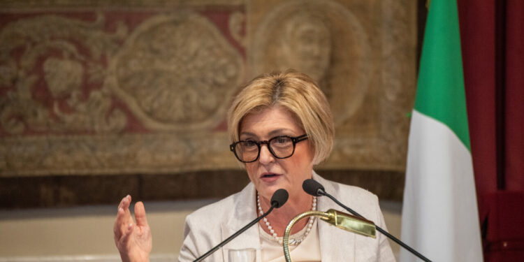 Ministero Lavoro, intesa con Cnel, in archivio contratti indicazione salari