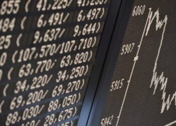 Borsa: Europa gira in rialzo con l’energia