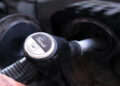 Codacons, sconto accise non applicato alla pompa, gasolio scende solo di 11,3 cent
