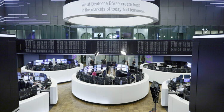 Borsa: l’Europa apre in calo con lente su escalation Usa-Iran