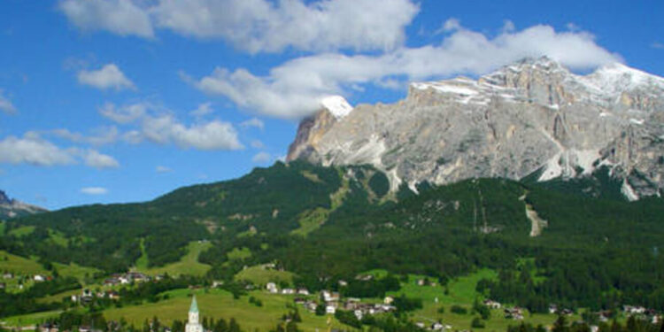 Cortina, Madonna di Campiglio e Courmayeur regine delle mete montane