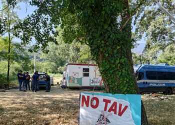 Il prefetto di Torino vieta il campeggio a Susa e a Bussoleno