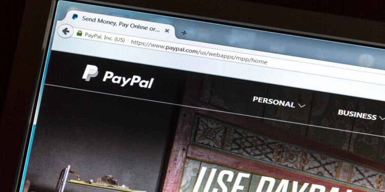 PayPal nel mirino di Stripe, offerta da 53 miliardi: cosa cambia nei pagamenti digitali