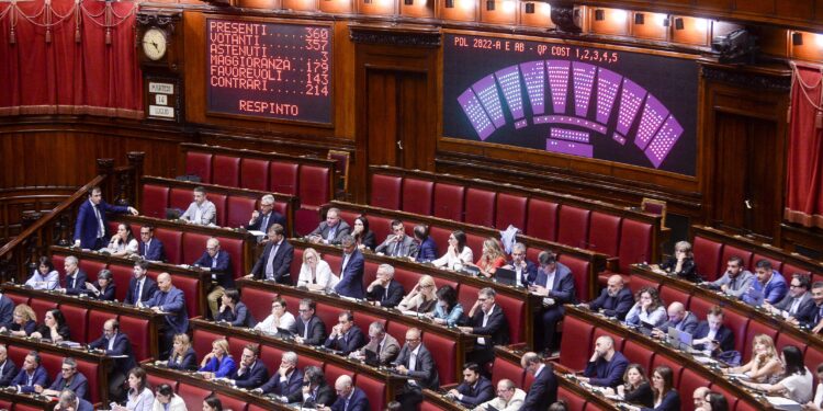 Legge elettorale, via libera alla Camera. Proteste in aula, Schlein: “Maggioranza è un colabrodo”