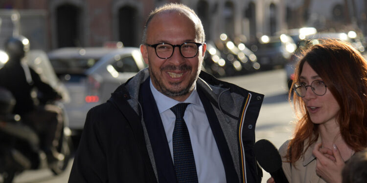 Cartoline antimafia a Palermo, autori Faraone e gruppo di Italia Viva