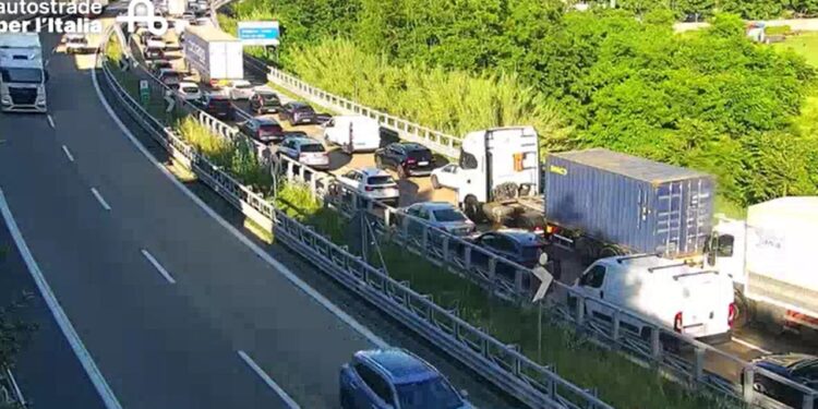 Tamponamento in A10 tra Savona e Ventimiglia, otto chilometri di coda