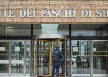 Mps, De Mattia (ex Bankitalia): “Ago della bilancia a favore di Intesa Sp, Messina non demorderà”