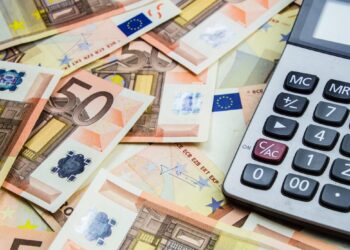 Caro energia e benzina, stangata da 29 miliardi per famiglie e imprese: le regioni più colpite