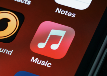 Attacco hacker su YouTube e Apple Music, colpite decine di artisti