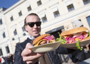 Unioncamere, boom dello street food in Italia con 4.300 in quasi 2mila Comuni