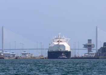 Canale di Panama, record di 5,3 milioni di dollari per un transito