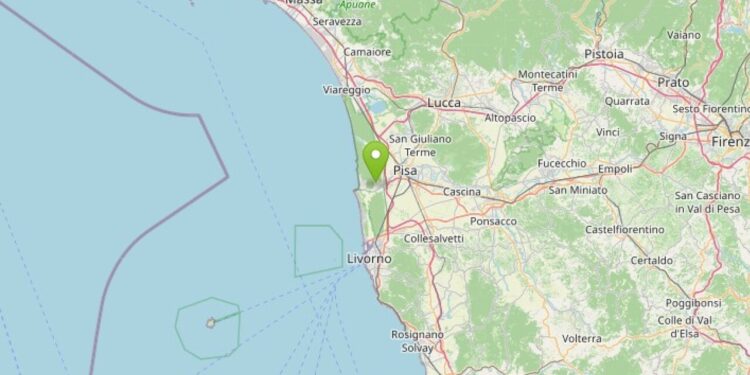 Terremoto magnitudo 4.3 a 7 km da Pisa, gente in strada
