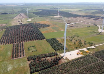 Le rinnovabili coprono 20% consumi energia, al 2030 serve il doppio
