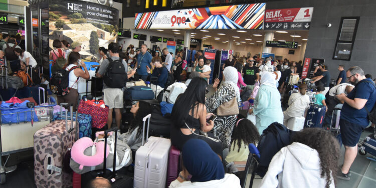 Codacons, rincari sospetti su costi autonoleggio all’aeroporto di Catania