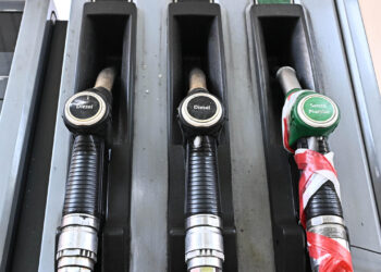Studio Crc, sull’esodo estivo stangata carburanti, oltre 450 euro da Torino a Palermo