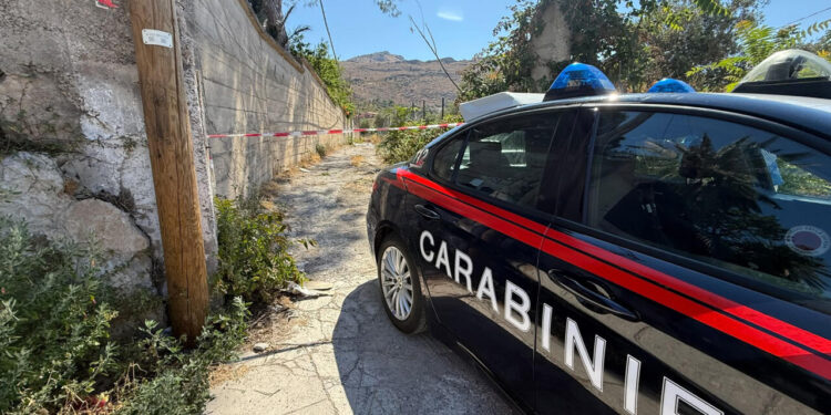 Spara contro l’ex compagna, la donna è in ospedale