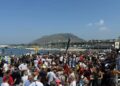 Campi Flegrei, ‘manca l’acqua’ cittadini bloccano il porto