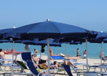 Vacanze, tra luglio e agosto spesi 20 miliardi ma 541 milioni dovuti ai rincari