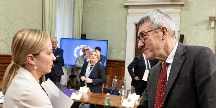 Meloni: ‘Grave e vergognoso gesto della Cgil a commemorazione Marcinelle’. Landini: ‘Il sindacato non si gira dall’altra parte’