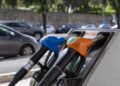 Carburanti, governo proroga sconto sulle accise fino al 5 settembre. Tensioni Fi-Lega su extraprofitti