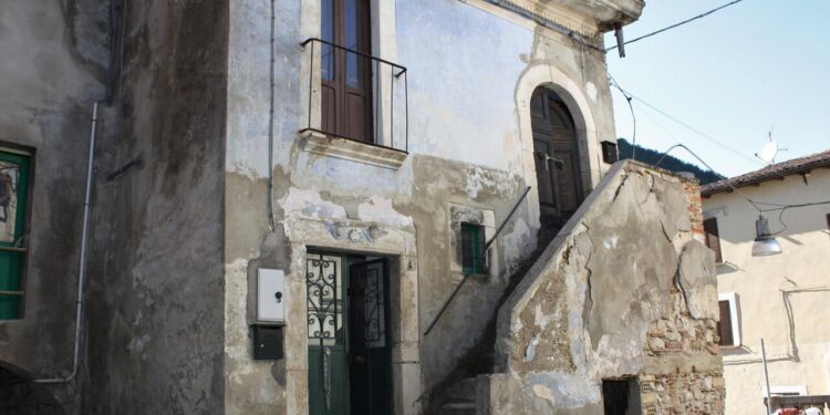 Confedilizia, l’Imu continua a produrre ruderi,+129% dal 2011