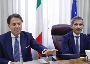 Conte sfida la commissione Covid, duello con Meloni