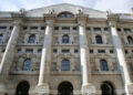 Borsa: Milano migliora (+0,25%), volumi record per A2a, cede Eni