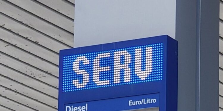 La benzina sull’autostrada della Cisa sfiora i 2,50 euro