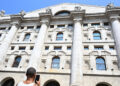Borsa: Europa sui massimi, Milano +1%