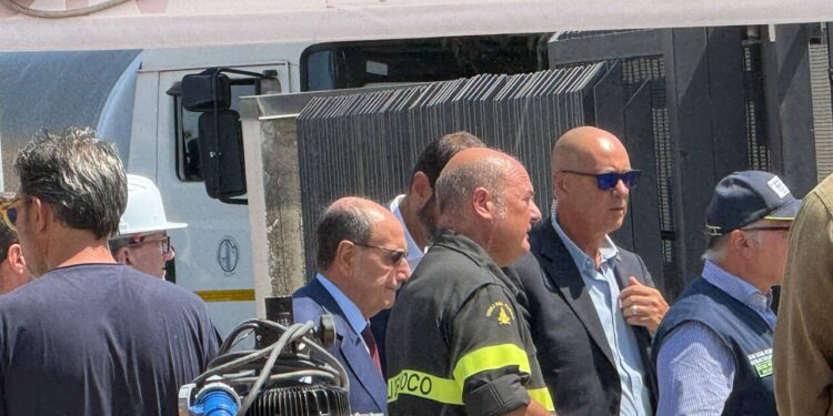 Schifani arrivato a Messina nella zona dell’edificio crollato