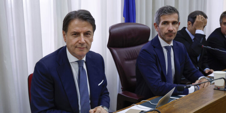 Conte, ‘Meloni è la regista degli attacchi contro di me, mi affronti’