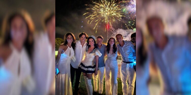 Matteo Renzi a sorpresa al concerto di Katy Perry in Costa Smeralda